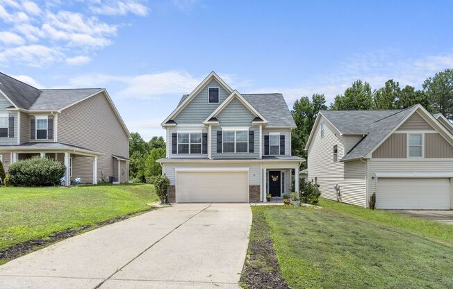 4 Bed 2.5 Bath home in Lexington Plantation