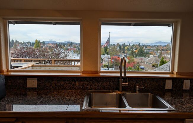 Easy Commute with Stunning Views!