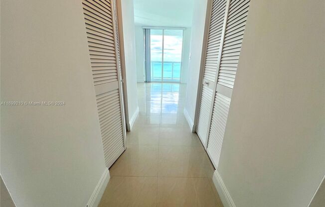 2 beds, 2 baths, 1,154 sqft, $4,800, Unit 1800 N Bayshore Dr # 24-09 (A11699210)