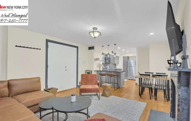 131 W 11 ST