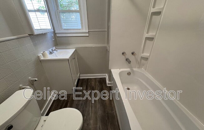 411 ARCHER AVE