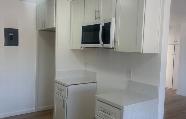 1107 W. Broadway