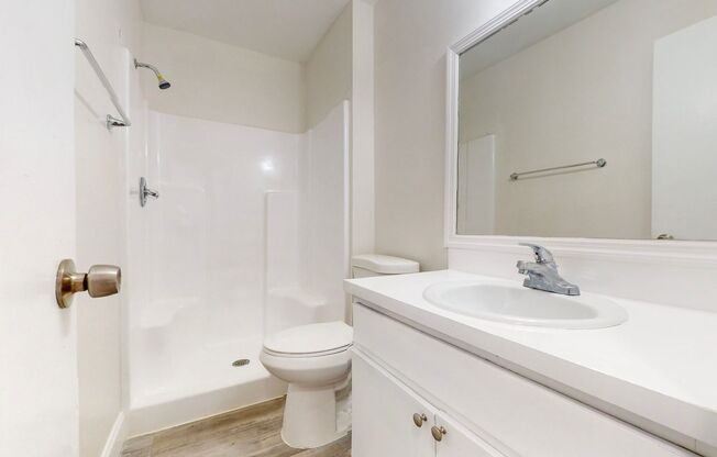 2 beds, 2 baths, 800 sqft, $1,800, Unit Unit 109