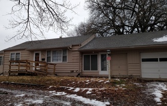 3 beds, 2 baths, $1,495