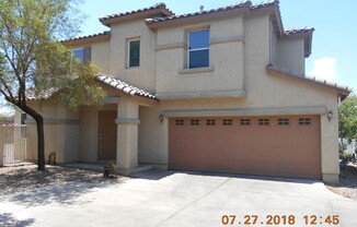 Large 3 Bedroom in the heart of Silverado Ranch!