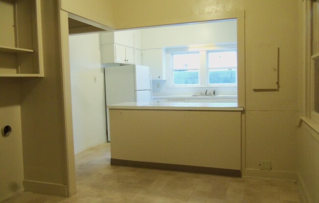 1 bed, 1 bath, 775 sqft, $995, Unit 22