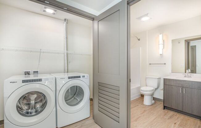 2 beds, 2 baths, $2,250, Unit Unit B217