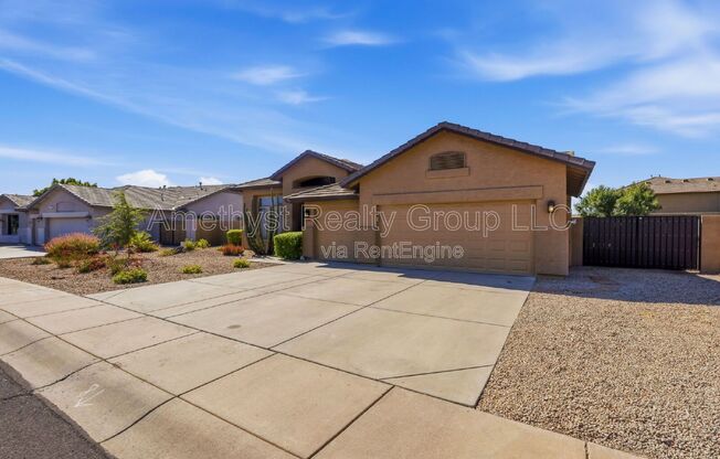 7017 W GREENBRIAR DR
