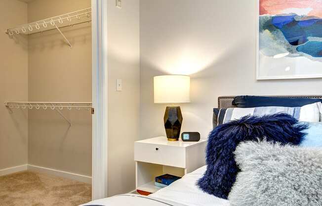 Apartments in Renton, Landing - Modern Living in a Prime Location