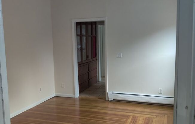 12 Rowan St