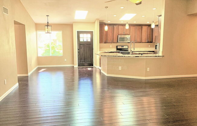 5916 E SPG RD