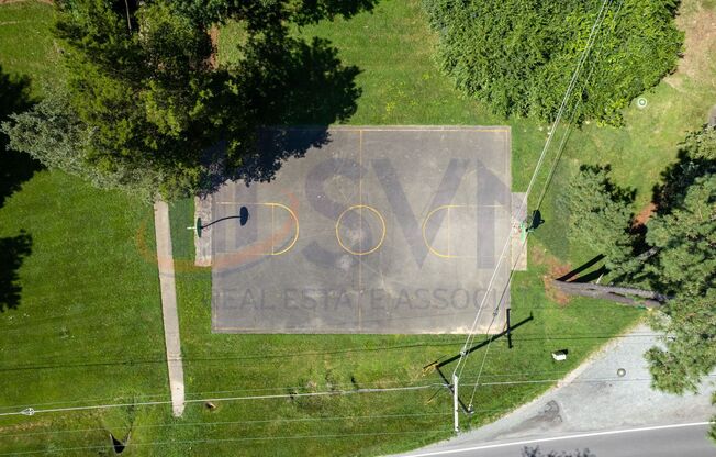 2 beds, 1.5 baths, $1,425, Unit UNIT 105-C