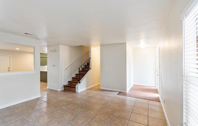 Remodeled townhouse - Available now!