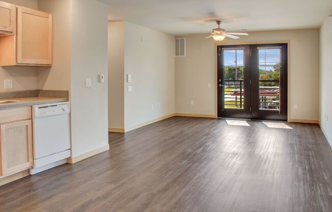 2 beds, 2 baths, 1,120 sqft, $1,600, Unit 301