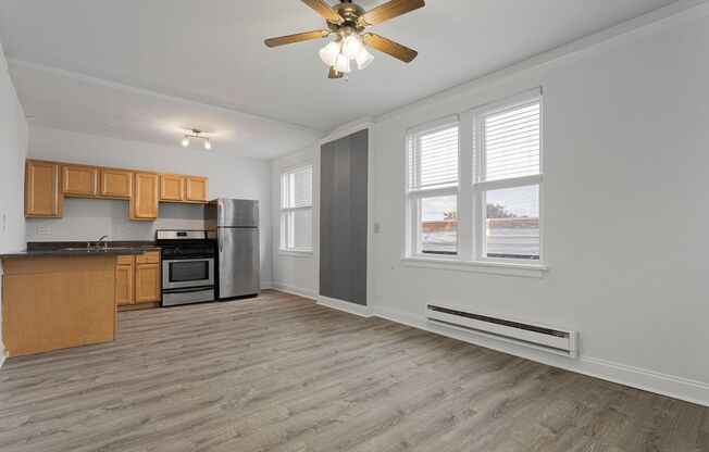 Studio, 1 bath, 278 sqft, $1,415, Unit 407