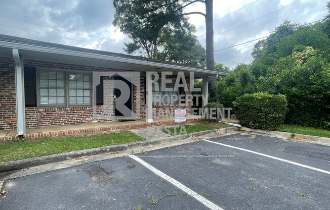 406 RUSSELL PKWY