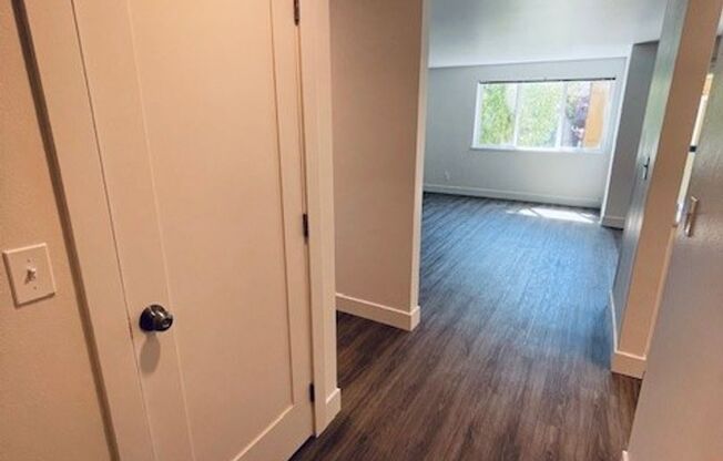 1 bed, 1 bath, 780 sqft, $1,650, Unit 109