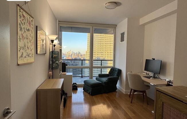 2 beds, 1 bath, $4,996, Unit 2407