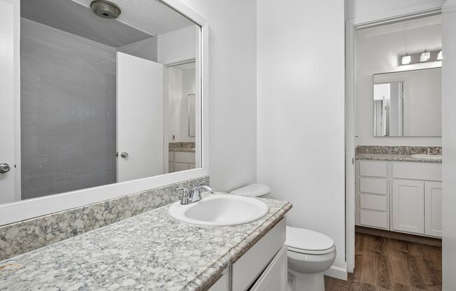 3 beds, 1 bath, $2,200
