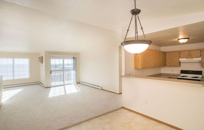 2 beds, 1 bath, 1,075 sqft, $1,445, Unit 1608-01
