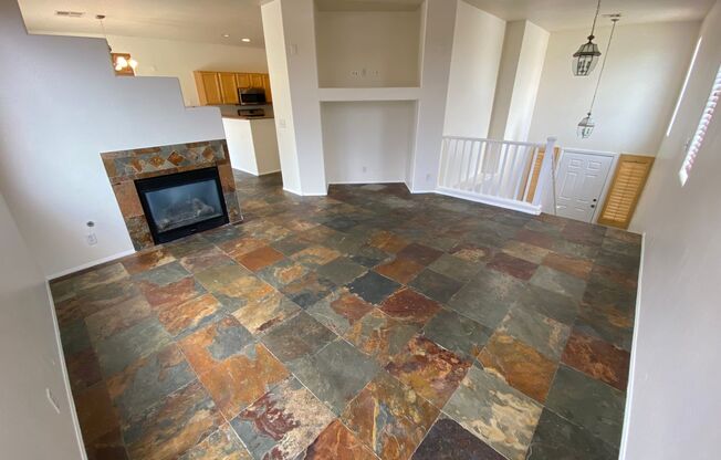 Beautiful 2 bed/2.5 bath home located in Southern Highlands