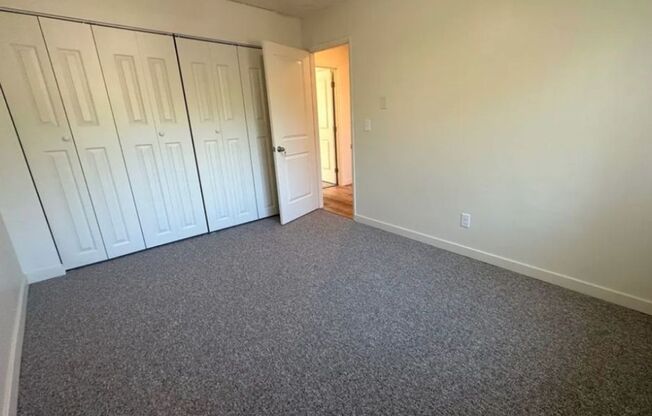 Cha-Ray Apartments