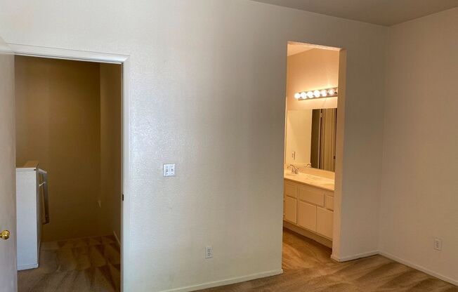 2 beds, 2.5 baths, $1,775, Unit # 1012