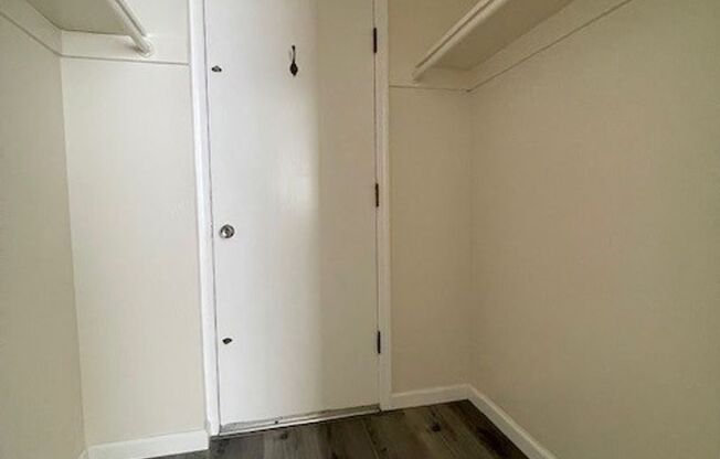 2 beds, 1 bath, $3,695, Unit 1D