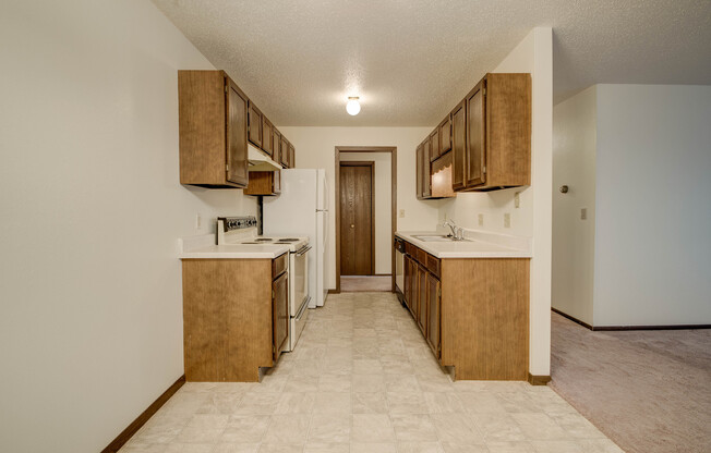 2 beds, 1 bath, 980 sqft, $1,035, Unit 1540