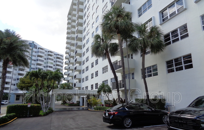 340 Sunset Dr