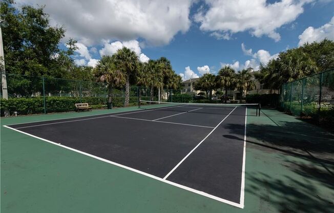 Very nice 2bed/2bath condo on 3rd floor in gated Equestrian Parc  in New Tampa!