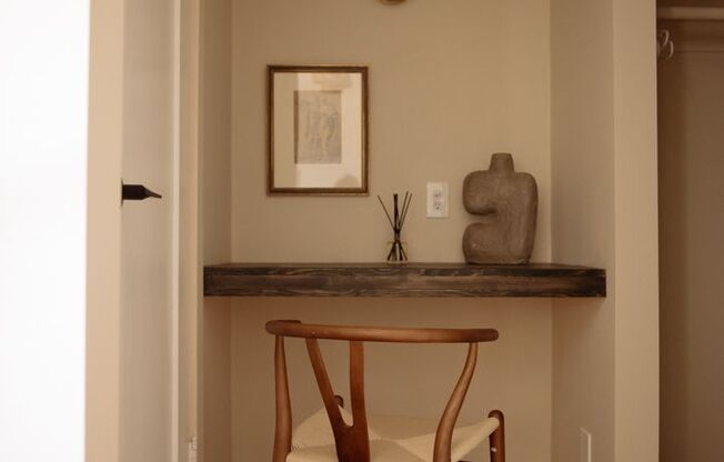Studio, 1 bath, 275 sqft, $2,199, Unit 402