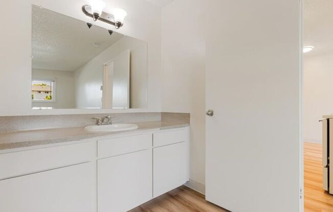 1 bed, 1 bath, 540 sqft, $1,300, Unit 19