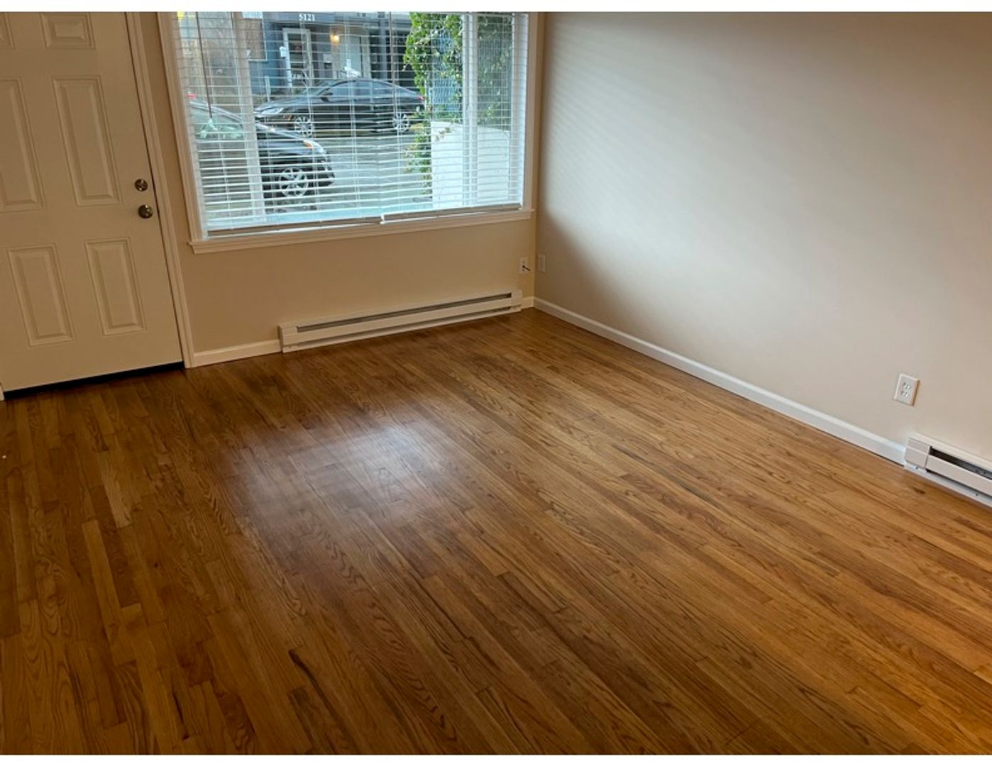 Fully Updated 1 Bed/1 Bath! Great Ballard Location & Great Price!