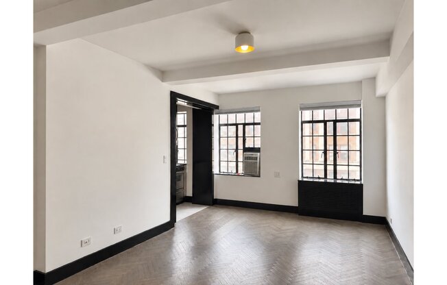 25 MONROE PL