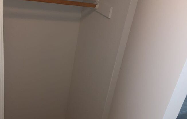 3 beds, 2 baths, 1,076 sqft, $2,200, Unit 2004