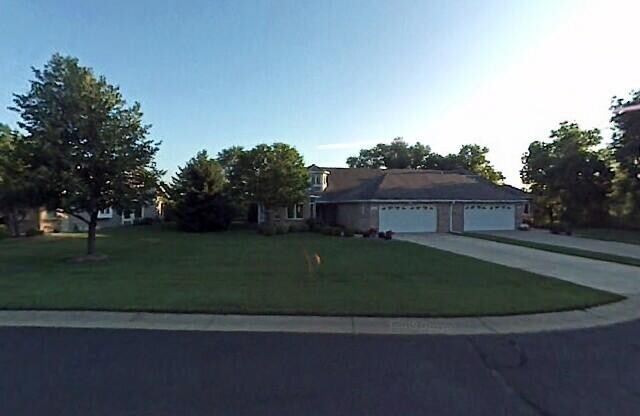 1215 SILVERTHORN CT