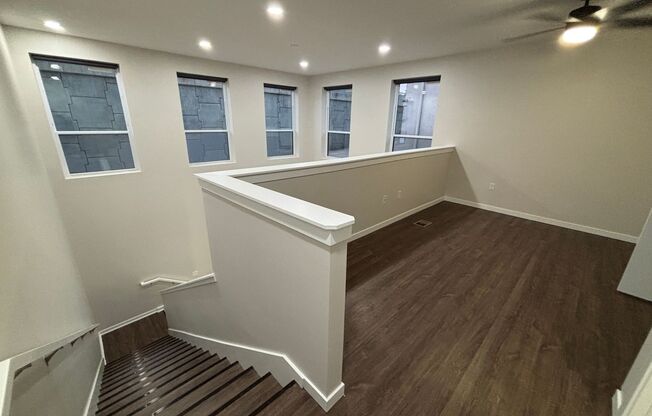 1 bed, 1.5 baths, 941 sqft, $1,595, Unit 218 - L941 LOFT