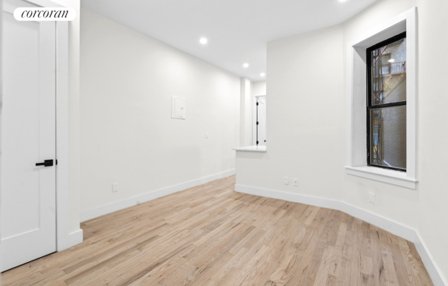 206 W 96 ST