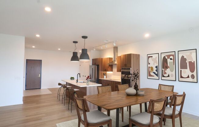 2 beds, 2 baths, 1,469 sqft, $2,750, Unit 812