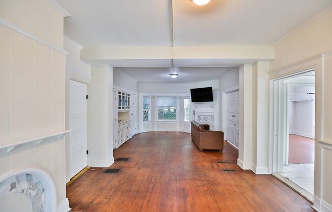 The Carina Victorian Home near the Row!