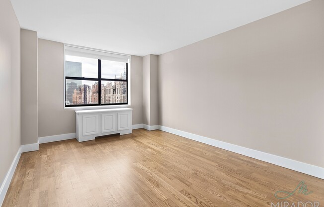 1 bed, 1 bath, $4,700, Unit 22G