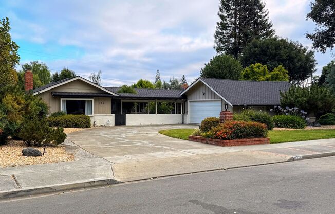 3BD/2BA Willow Glen Single-Family Home with Spacious Layout