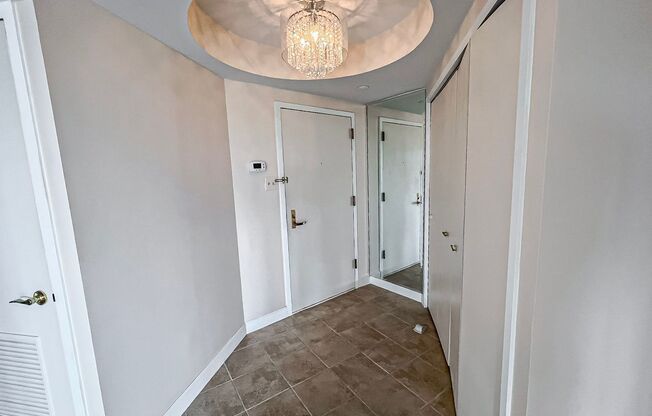 Fantastic 3 Bedroom 3 Bathroom Condo With a Large Balcony In Waterford House