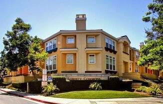 Spacious 3-bedroom townhome in the Liberty Common gated community! - Fremont