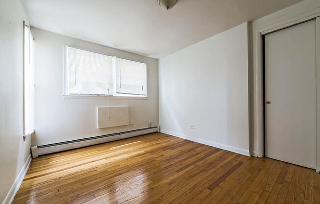 14133 S School