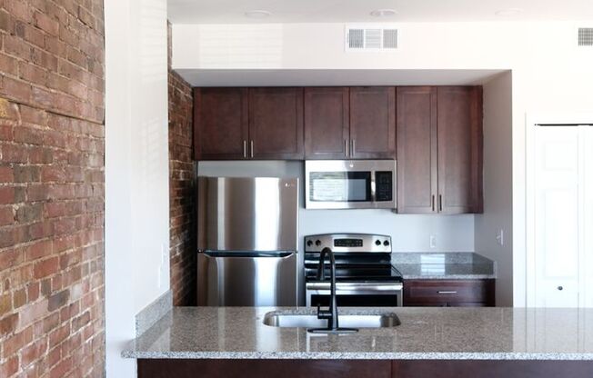 1 bed, 1 bath, $1,575, Unit 302