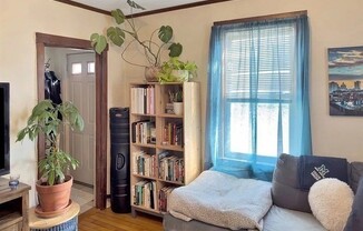 1 bed, 1 bath, 750 sqft, $1,900, Unit 1