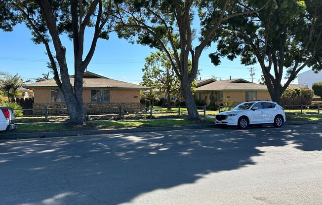 Cute 2 Bd 1Ba Unit NE Santa Maria