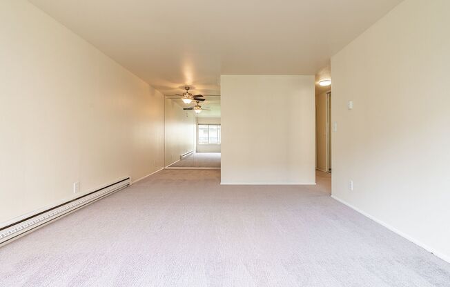 1 bed, 1 bath, 598 sqft, $1,495